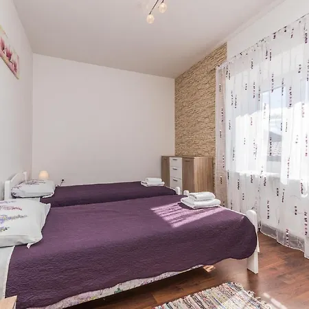 Tower With Private Pool, Sauna And Quads * Smilcic