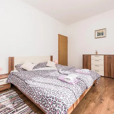 Tower With Private Pool, Sauna And Quads