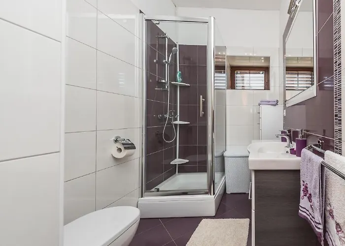 Tower With Private Pool, Sauna And Quads * Smilcic