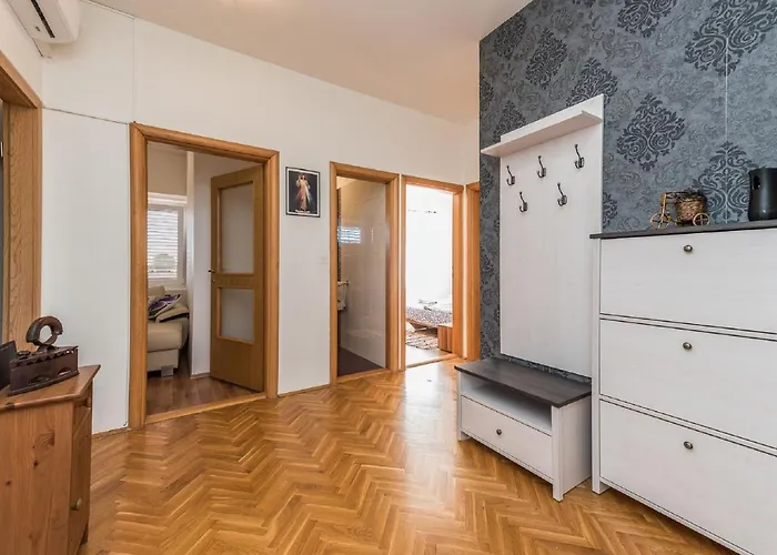 Tower With Private Pool, Sauna And Quads