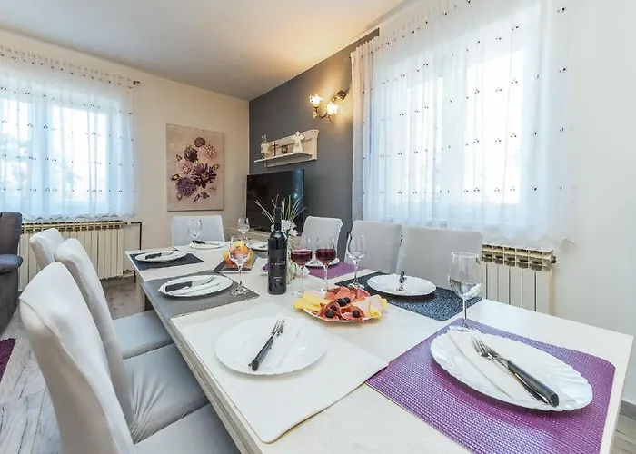 Tower With Private Pool, Sauna And Quads