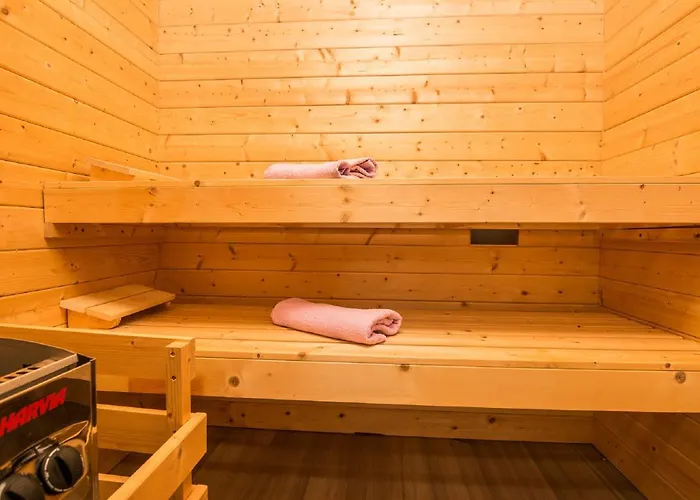 Tower With Private Pool, Sauna And Quads Vila Smilcic